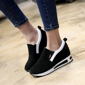 casual shoes