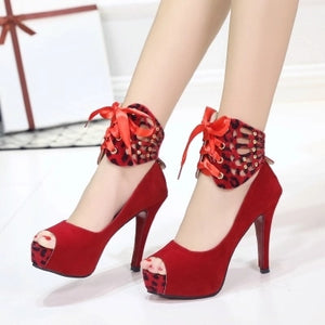 heels shoes